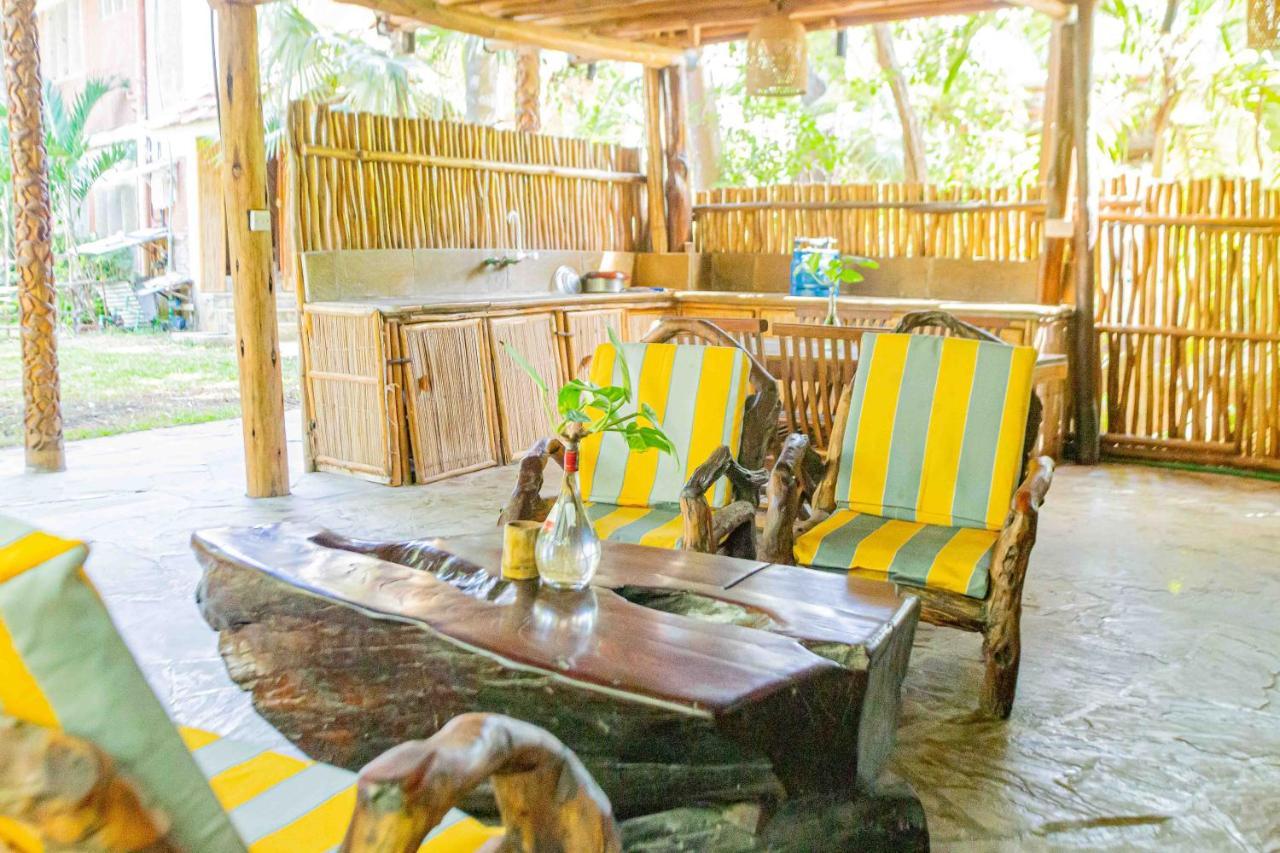 Ziwa Beach Resort แบมเบอรี ภายนอก รูปภาพ