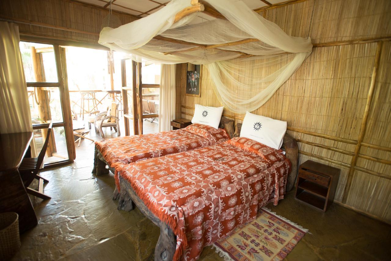 Ziwa Beach Resort แบมเบอรี ภายนอก รูปภาพ