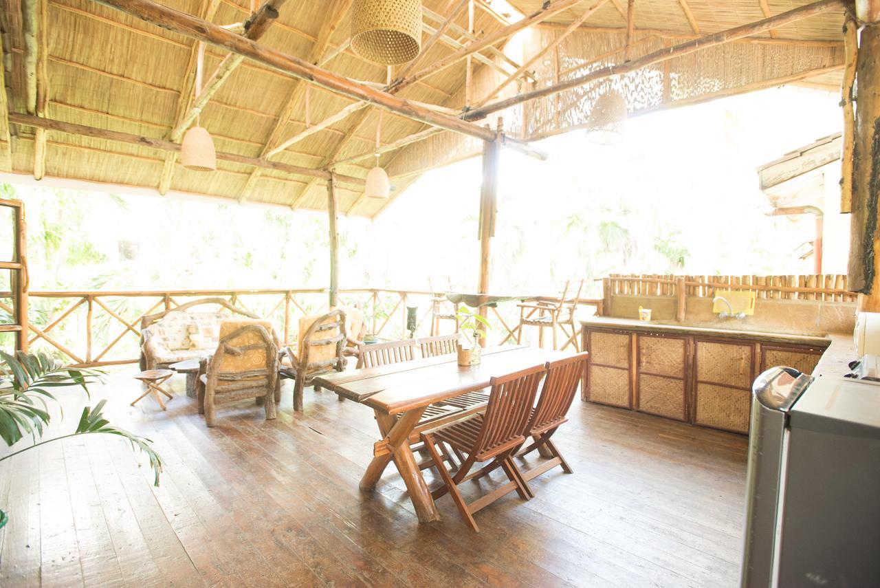 Ziwa Beach Resort แบมเบอรี ภายนอก รูปภาพ