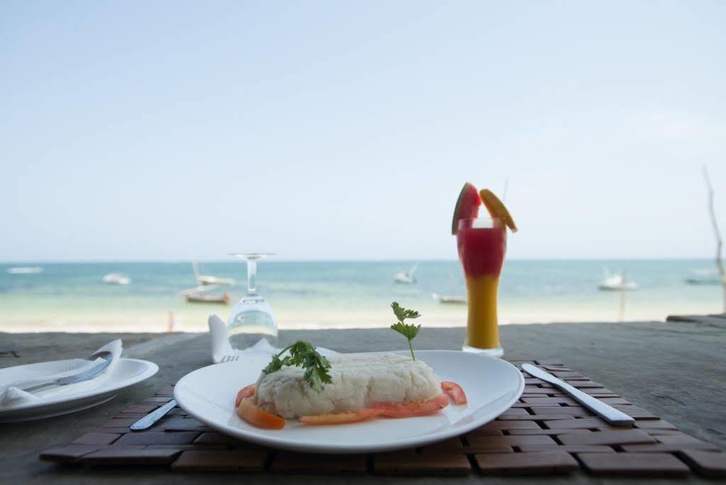 Ziwa Beach Resort แบมเบอรี ภายนอก รูปภาพ